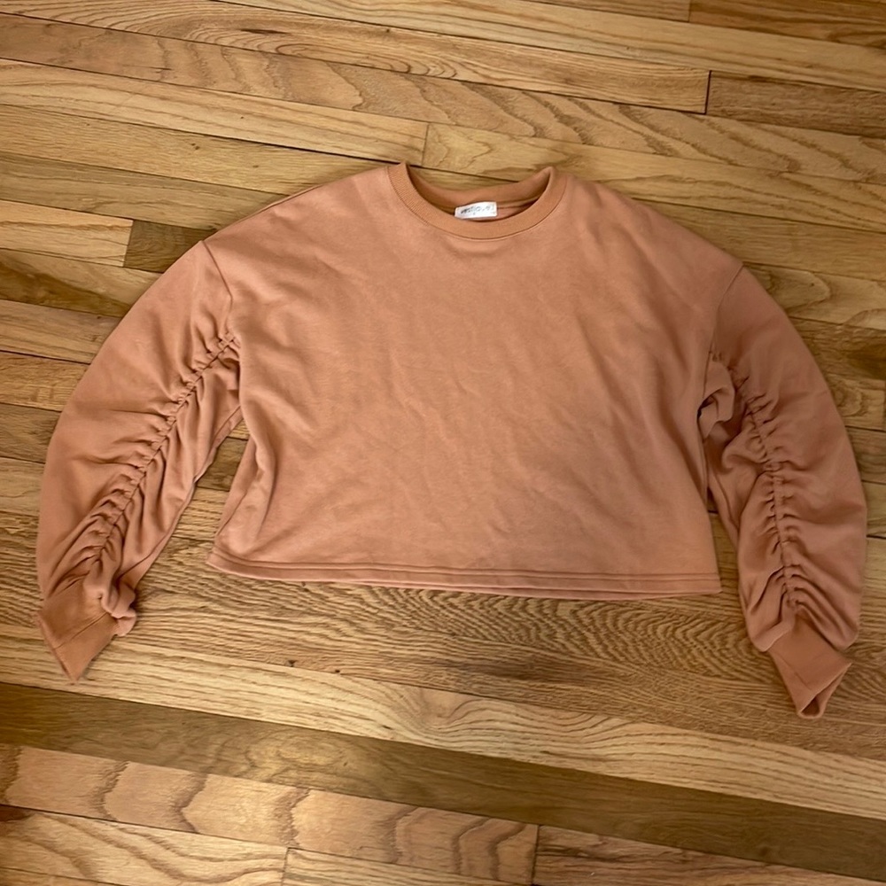 Ruffle sleeve sweatshirt